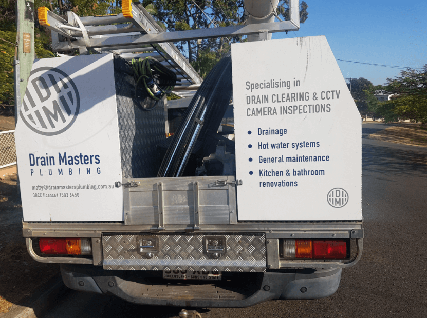 https://drainmastersplumbing.com.au/wp-content/uploads/2021/08/drain-cleaning-tools-on-truck.png