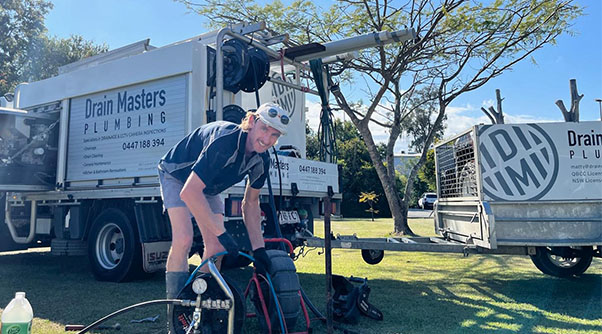blocked drain plumbing gold coast tweed heads area mobile